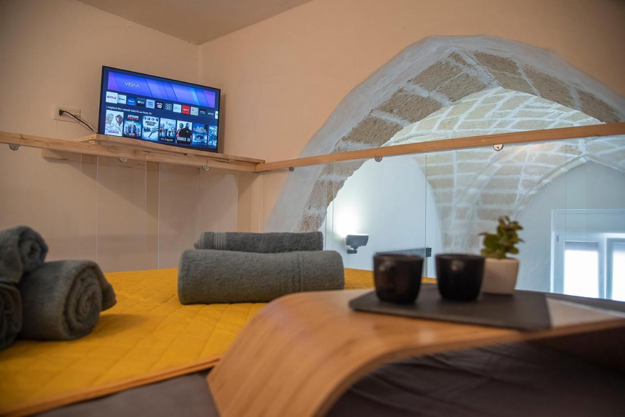 Asmara Exclusive "Loft Industrial" Apartment Бриндизи Екстериор снимка