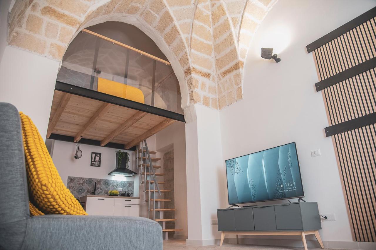 Asmara Exclusive "Loft Industrial" Apartment Бриндизи Екстериор снимка