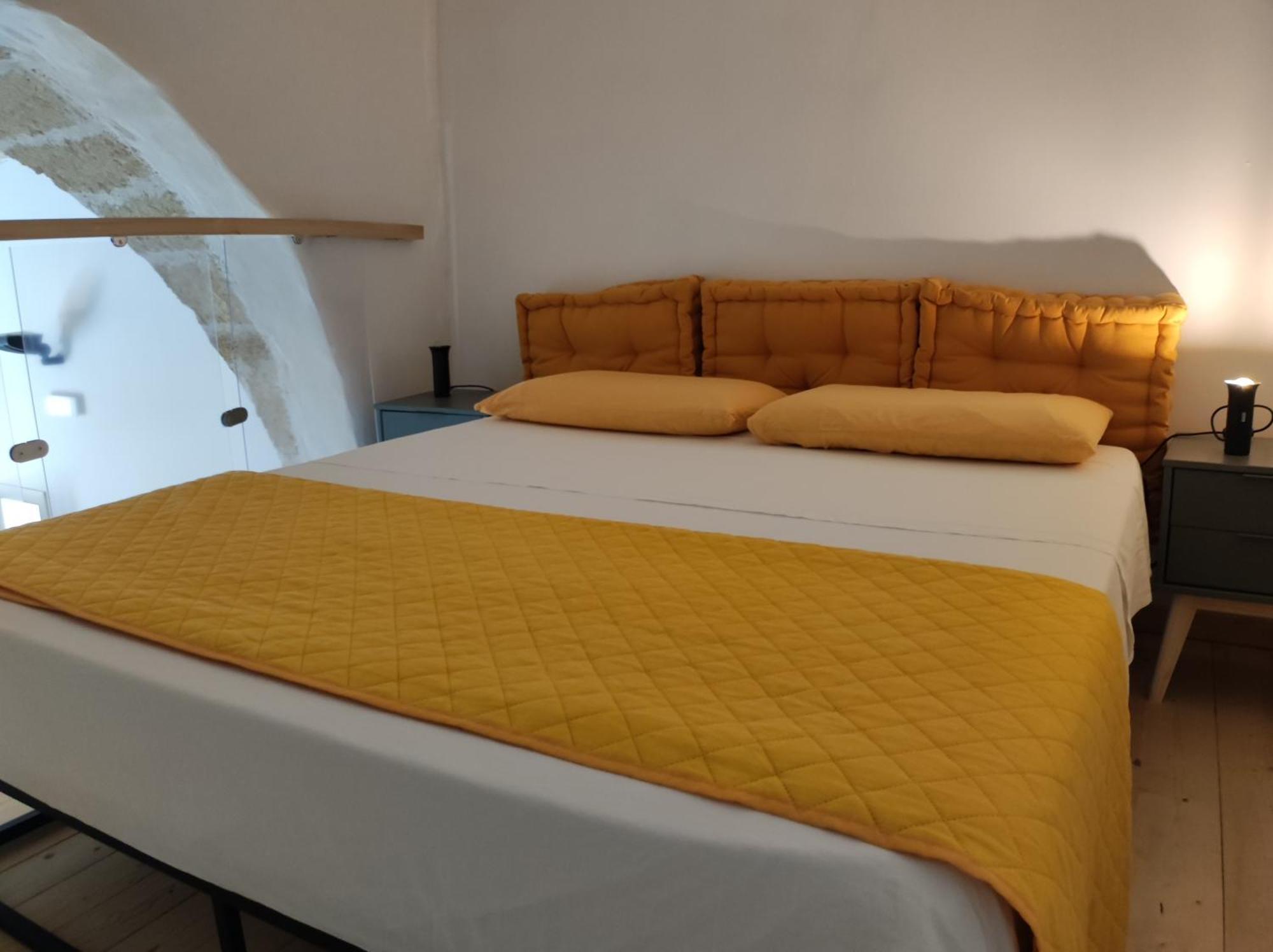 Asmara Exclusive "Loft Industrial" Apartment Бриндизи Екстериор снимка